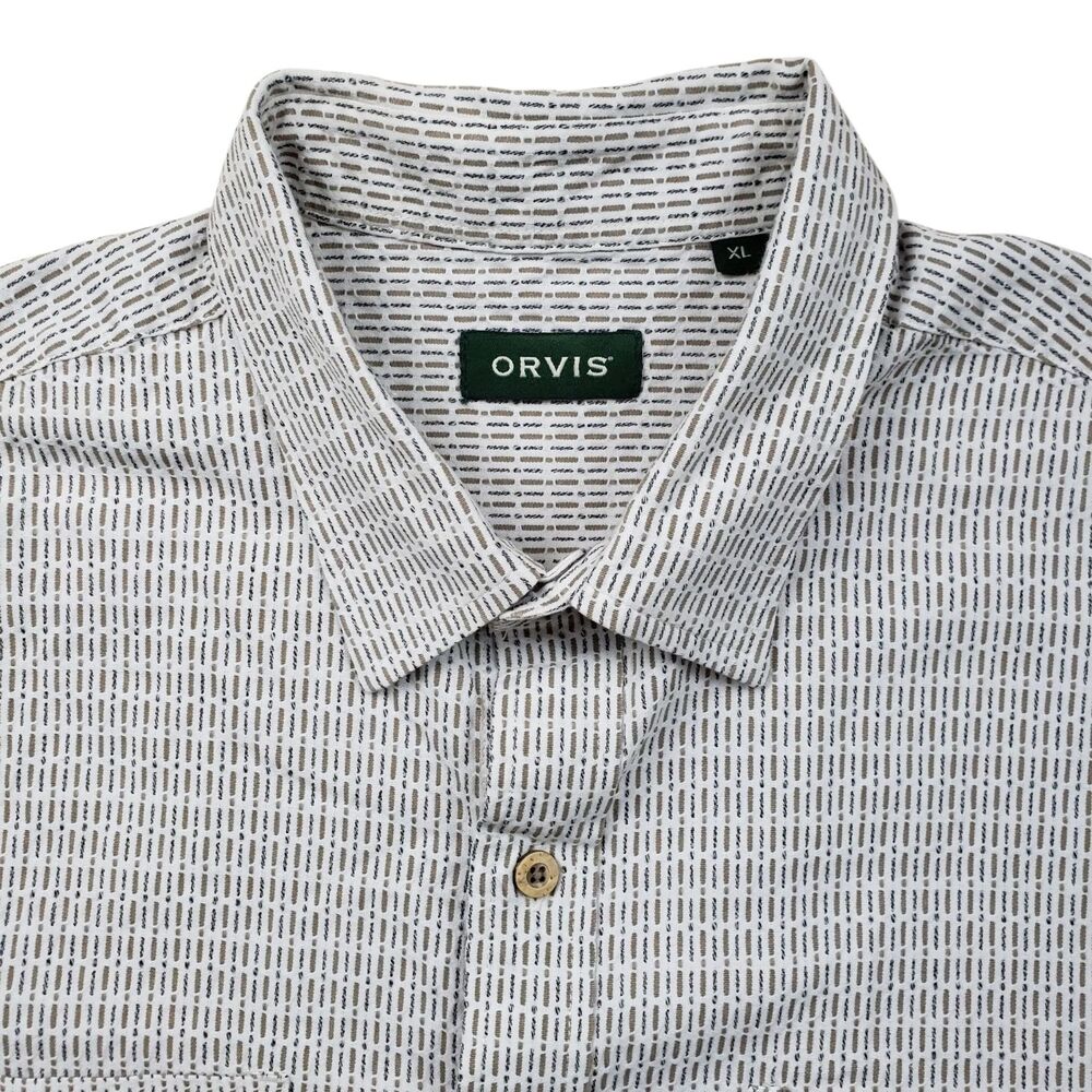 Orvis Weave Shirt Mens XL White Geometric Embroidered Short Sleeve Button Up